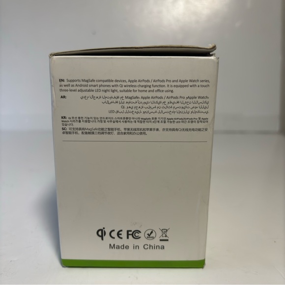 Waystar 3 in 1 magnetic charging station iPhone watch AirPods open box pre-owned - Picture 6 of 11